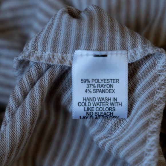 Gibsonlook Striped Twist Front 3/4 Sleeve in Beige NWOT - Picture 6 of 6